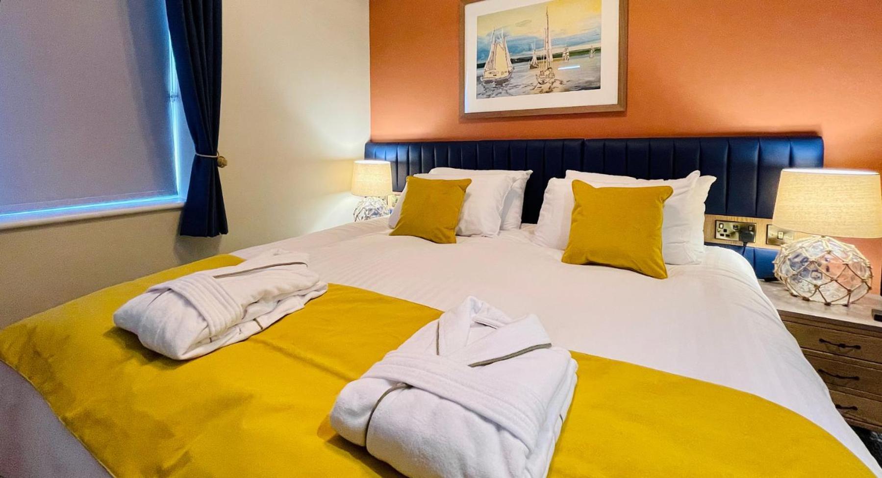 Rooms At Haslar Marina Gosport Oda fotoğraf